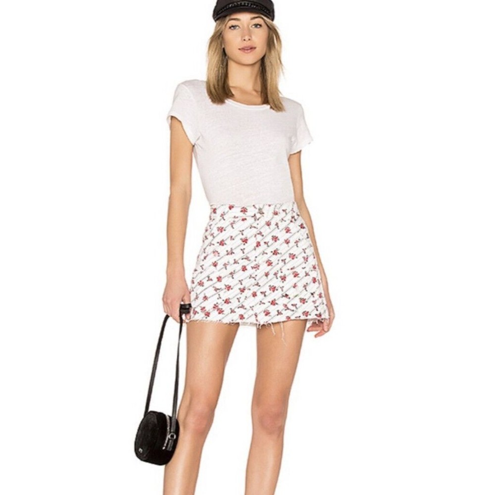 $300 REDONE Levi’s White Denim Raw Hem Jean button Fly Mini Skirt‎ Floral 28 USA